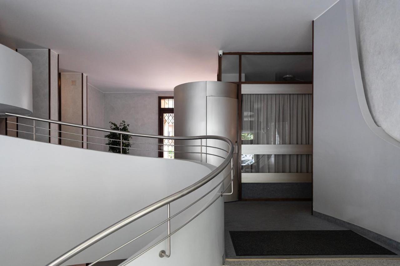 Ferienwohnung Accogliente Loft In Zona Monumentale/Cenisio Mailand Exterior foto