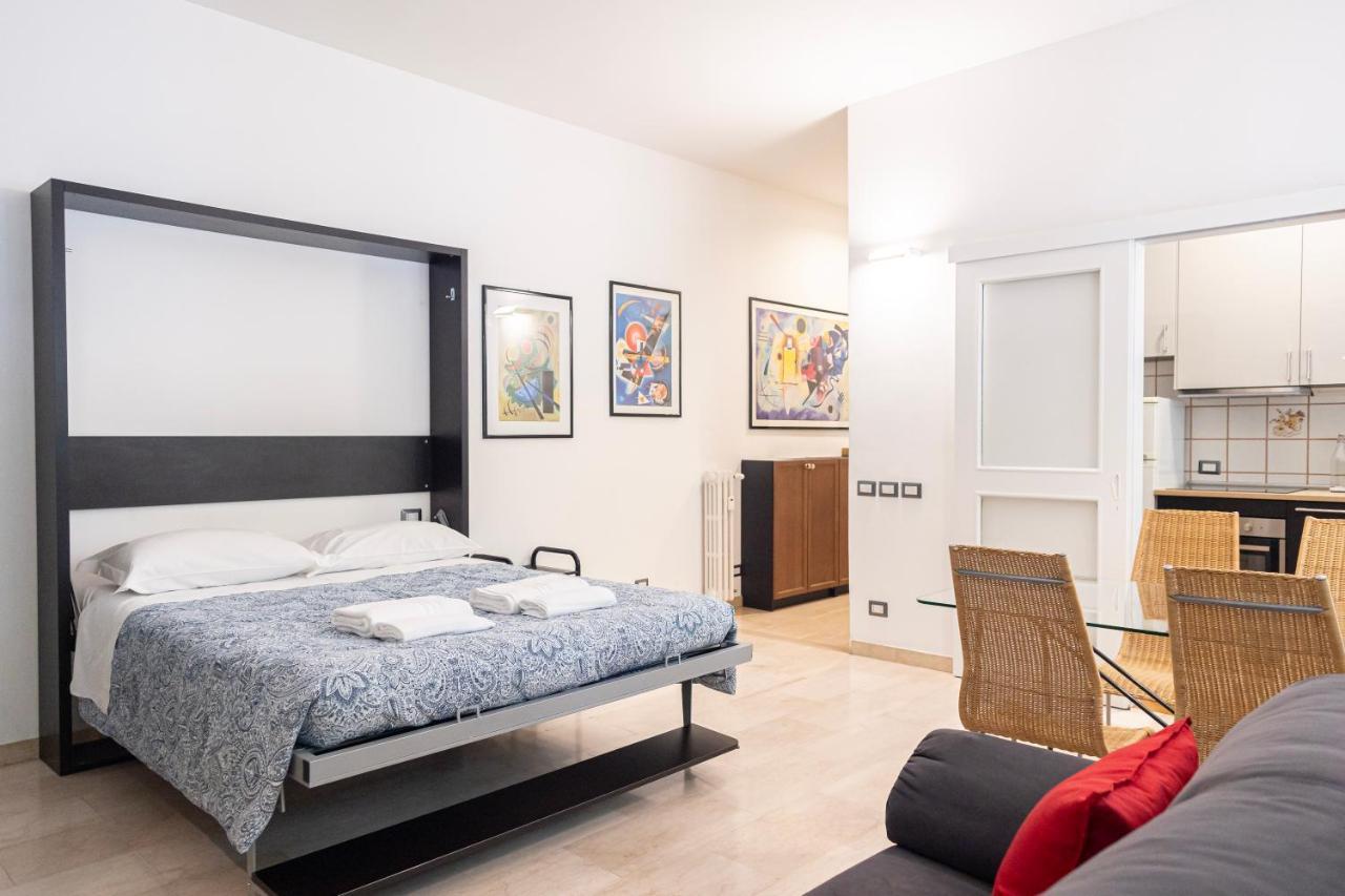 Ferienwohnung Accogliente Loft In Zona Monumentale/Cenisio Mailand Exterior foto