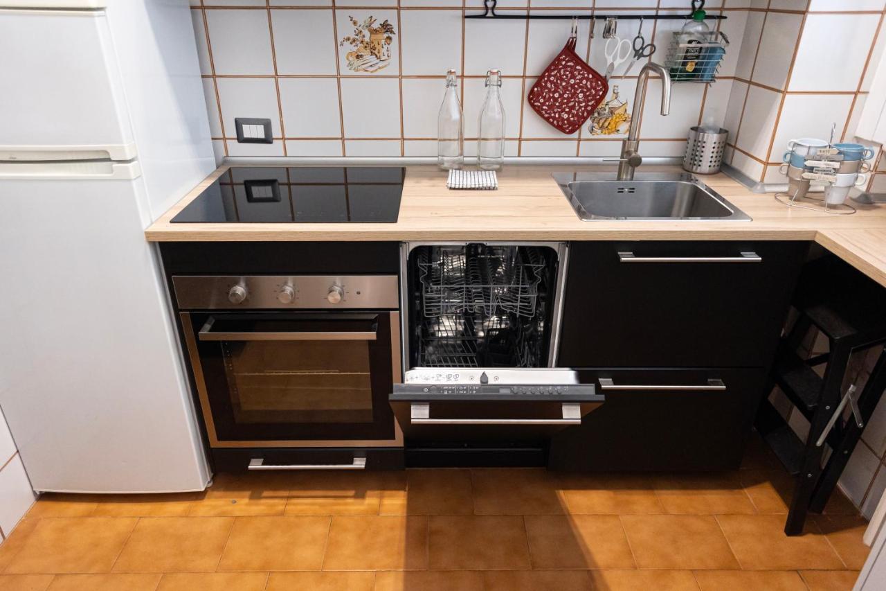 Ferienwohnung Accogliente Loft In Zona Monumentale/Cenisio Mailand Exterior foto