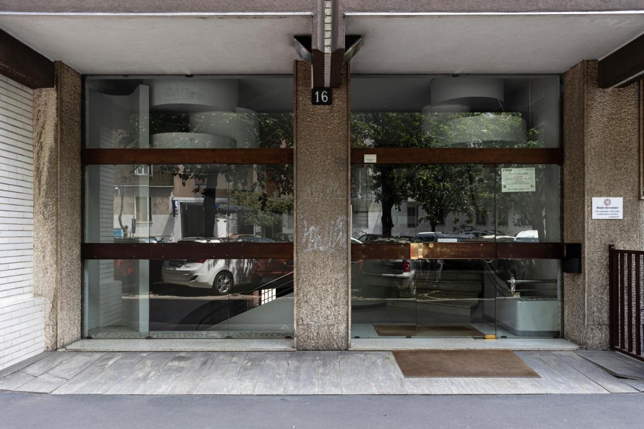 Ferienwohnung Accogliente Loft In Zona Monumentale/Cenisio Mailand Exterior foto